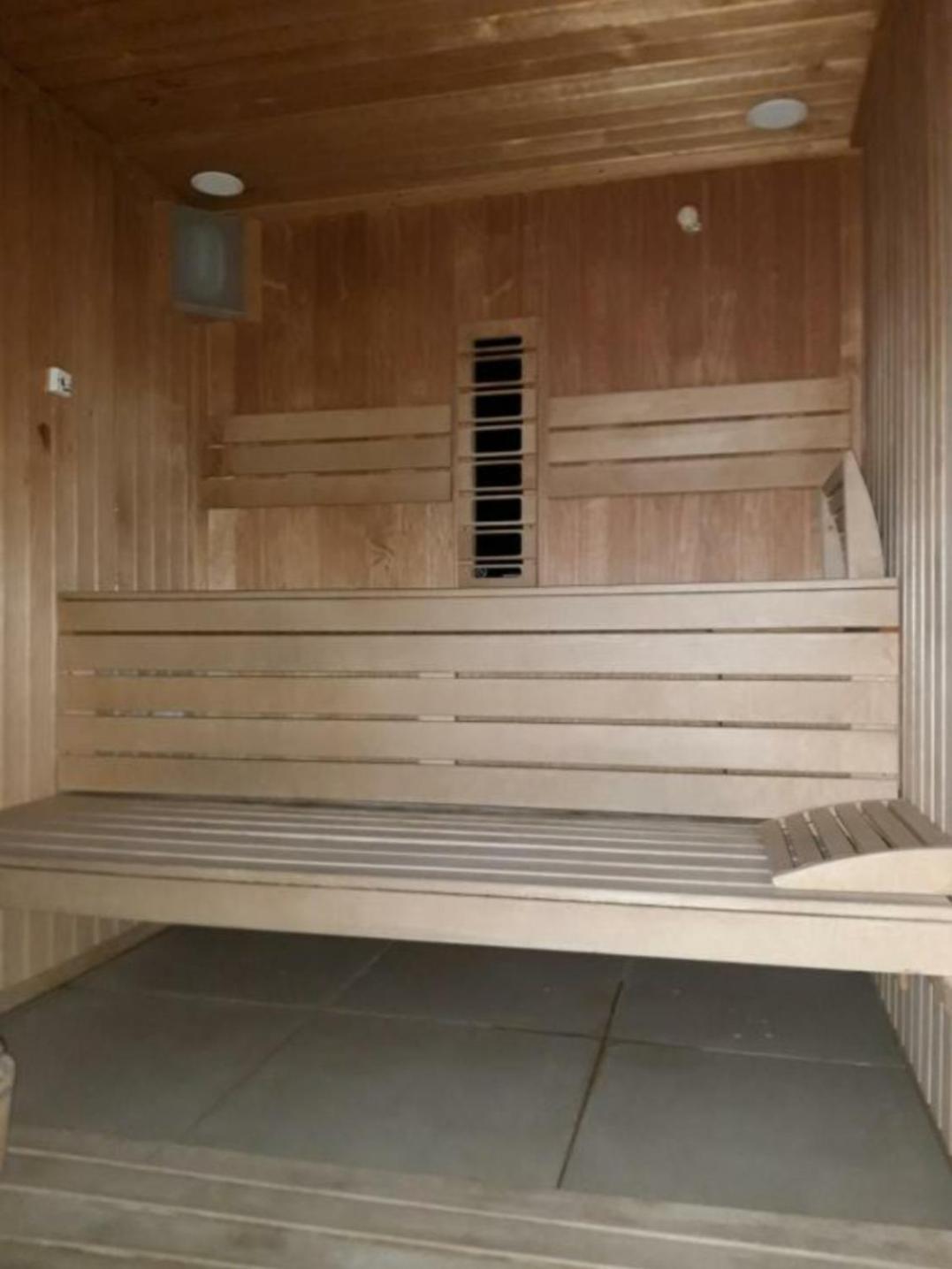 Alezzi Luxury Apartment Spa Resort Piscina Incalzita Sauna Parking Navodari Dış mekan fotoğraf