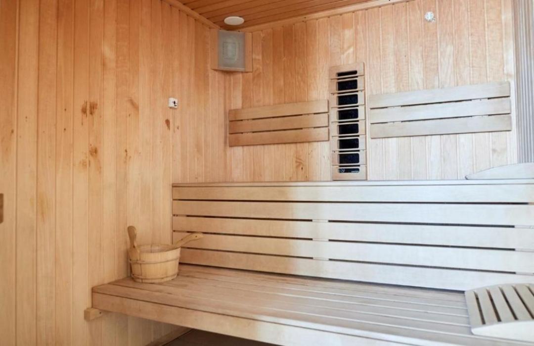 Alezzi Luxury Apartment Spa Resort Piscina Incalzita Sauna Parking Navodari Dış mekan fotoğraf